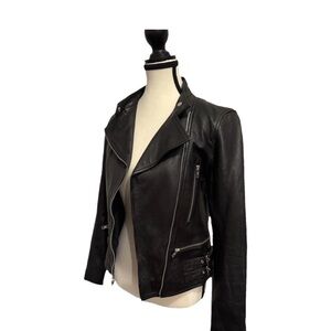 Elegant Black Leather Moto Jacket